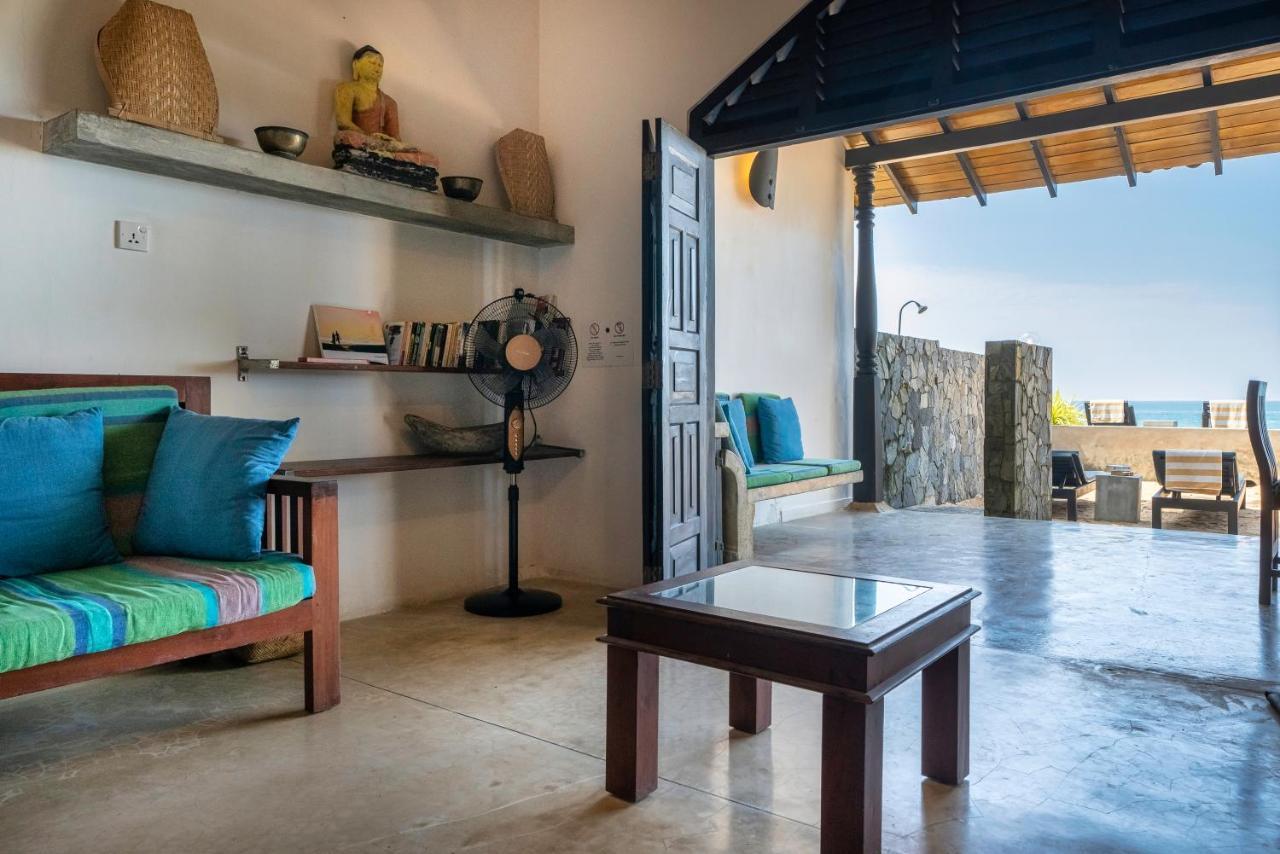 Blue Parrot Beach Villa Ambalangoda  Exteriér fotografie