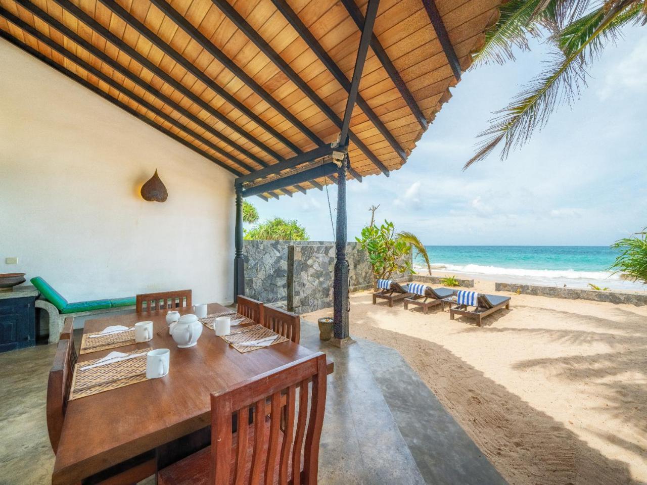 Blue Parrot Beach Villa Ambalangoda  Exteriér fotografie